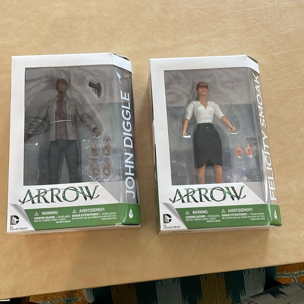 Arrow collectibles